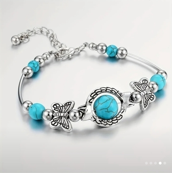 NWT Butterfly Jewelry Set - Necklace, Drop Hook Earrings & Bracelet - Picture 6 of 10